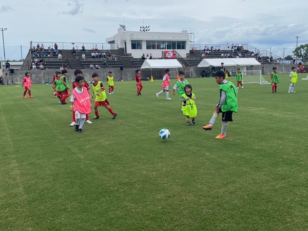 LINE_ALBUM_9月21日フェニックスサッカー教室写真_240925_22