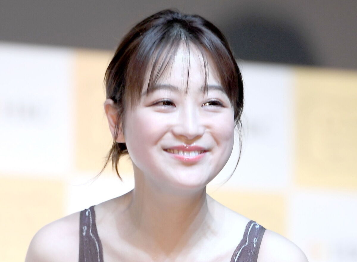鈴木奈々 大炎上始球式以来 のツッコミに や め て 坂道46 Akb48 えッ な情報まとめ