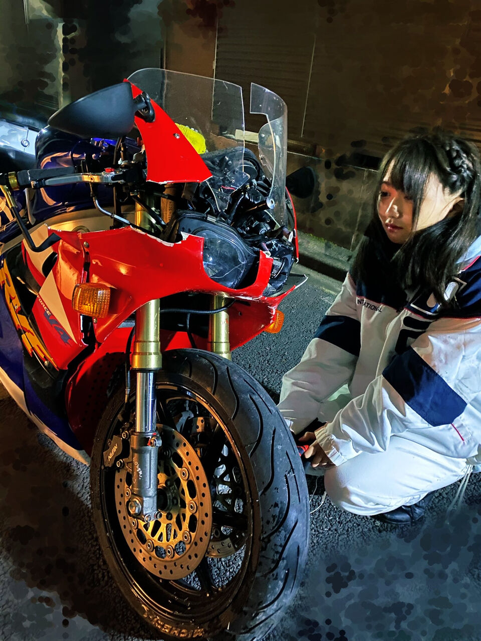 画像 16歳jkアイドルさん バイクを納車して6日後で駐車場の車に突っ込み大破ｗｗｗｗｗｗｗｗｗｗ 坂道46 Akb48 えッ な情報まとめ