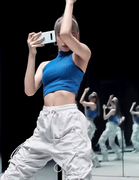 K Pop Blackpinkのリサちゃんが中国で人気爆発 坂道46 Akb48 えッ な情報まとめ K Pop Blackpinkのリサちゃんが中国で人気爆発 坂道46 Akb48 えッ な情報まとめ