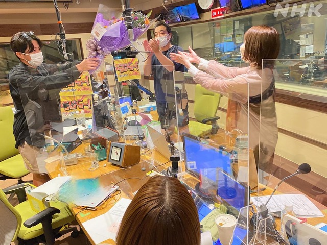 pbs.twimg.com_media_FeEkmxLXkAAb_O6