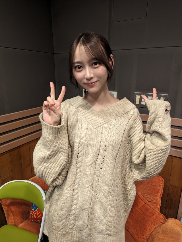 pbs.twimg.com_media_GENBNNYaIAAL01D.jpg_orig