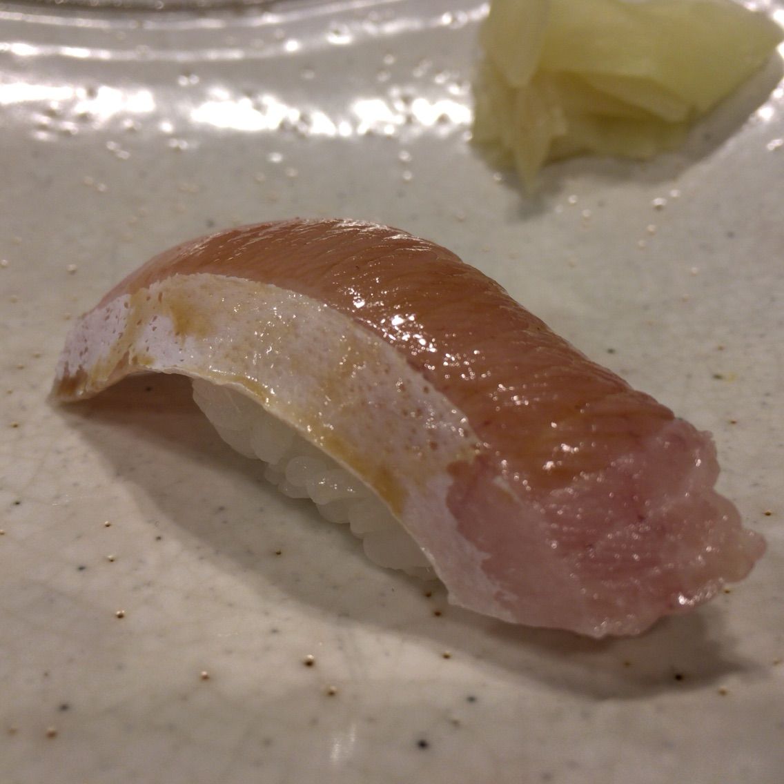 久しぶりに白シャリを食べました お手頃な銀座のお店 かねみつ 銀座 鮨食人 さかなちゃん鮨を食う 久しぶりに白シャリを食べました お手頃な銀座のお店 かねみつ 銀座 鮨食人 さかなちゃん鮨を食う
