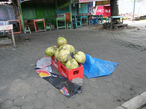 インドネシア バリ 売店 (2)