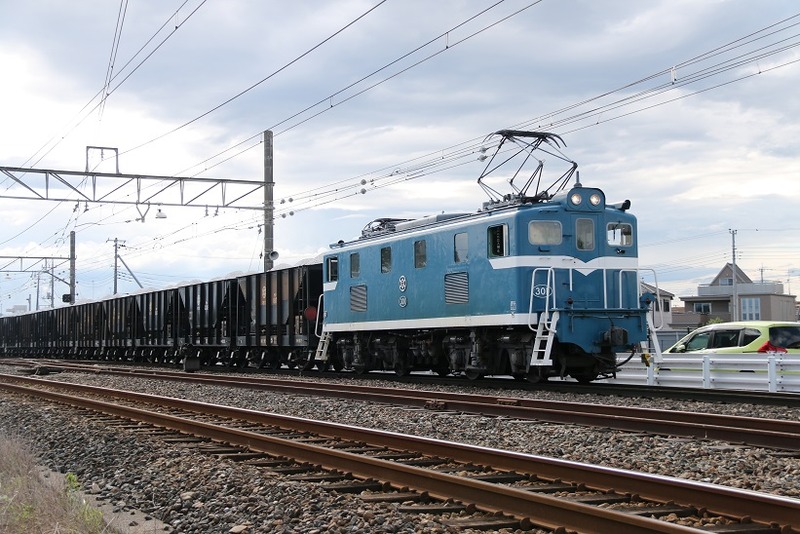 6  武川駅にて　301号機　その3