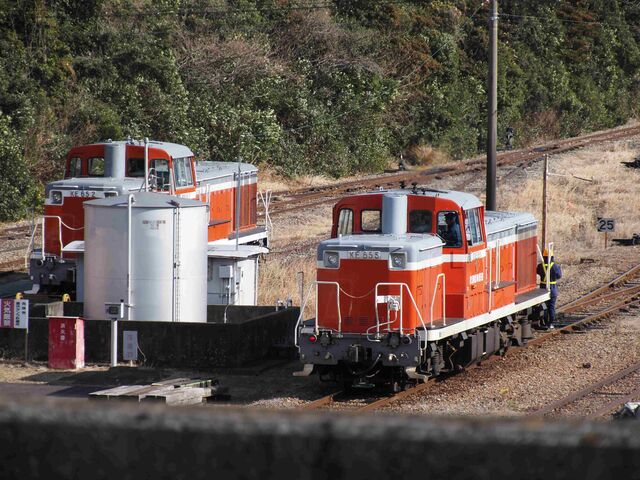 武豊線半田駅と衣浦臨海鉄道の半田埠頭駅 2025.1.9 : 半田の吉田のblog