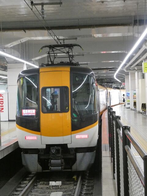 ９　近鉄京都駅にて　その4