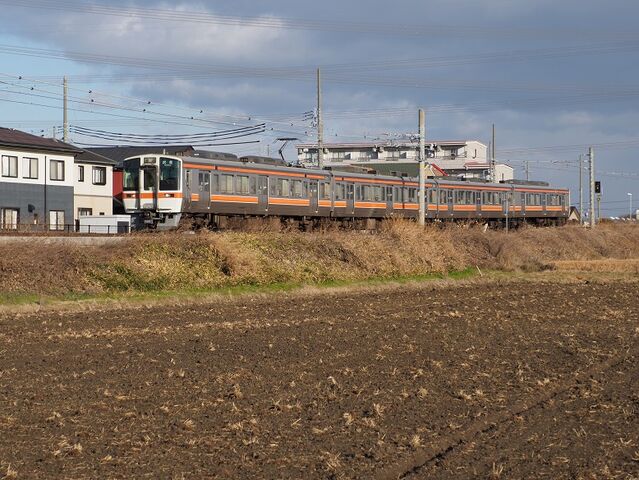 衣浦臨海鉄道でのDD51が代走しました。 2021.2.15~16 その2 : 半田の吉田のblog