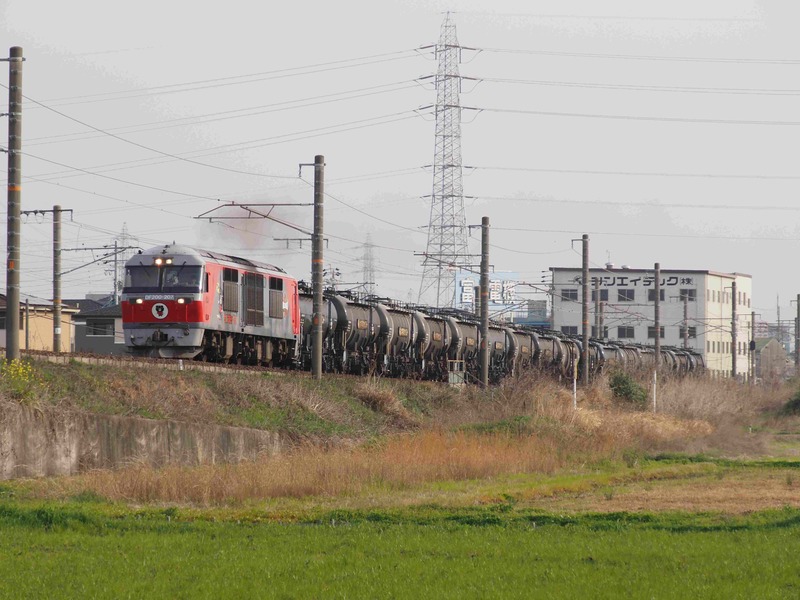 １　関西線　その8  DF200-207　海蔵川築堤にて　