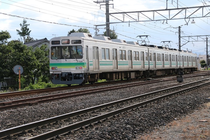 6  武川駅にて　7706　その１