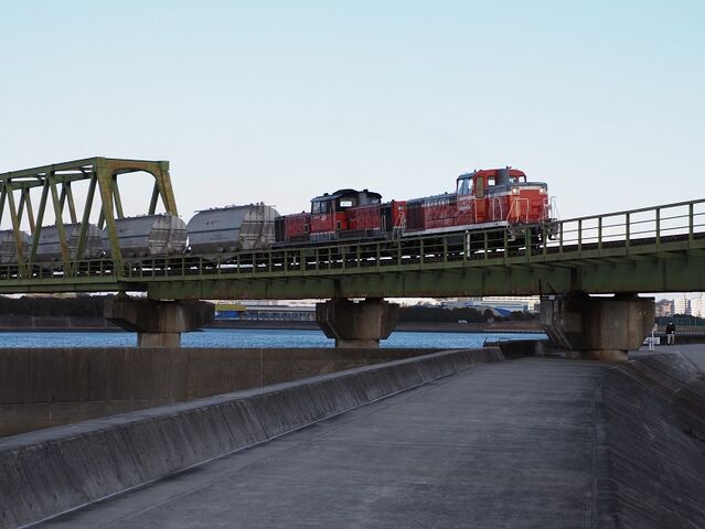 衣浦臨海鉄道でのDD51が代走しました。 2021.2.8~9 その3 : 半田の吉田のblog
