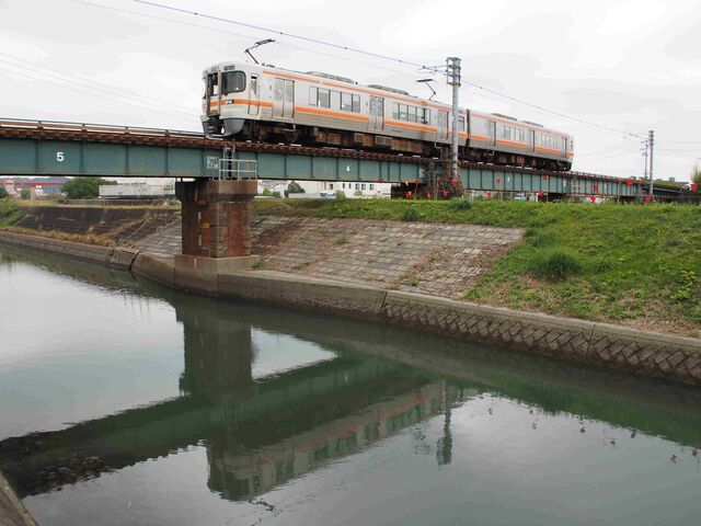 衣浦臨海鉄道 2024.11.20 : 半田の吉田のblog