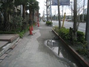 IMG_8960「水が出ている」