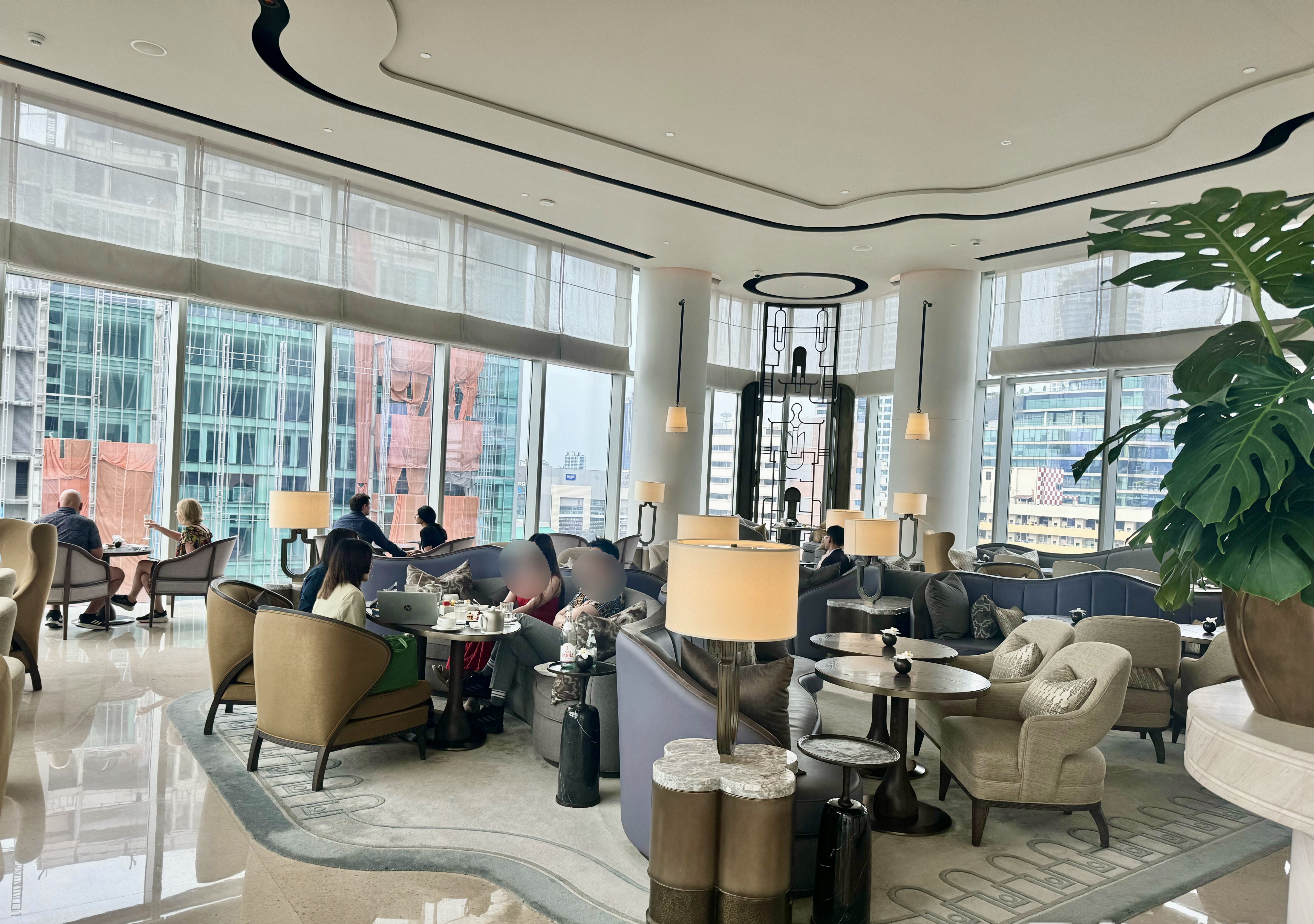 誕生祝いはWaldorf Astoria Bangkok : 酒とアマモノの日々