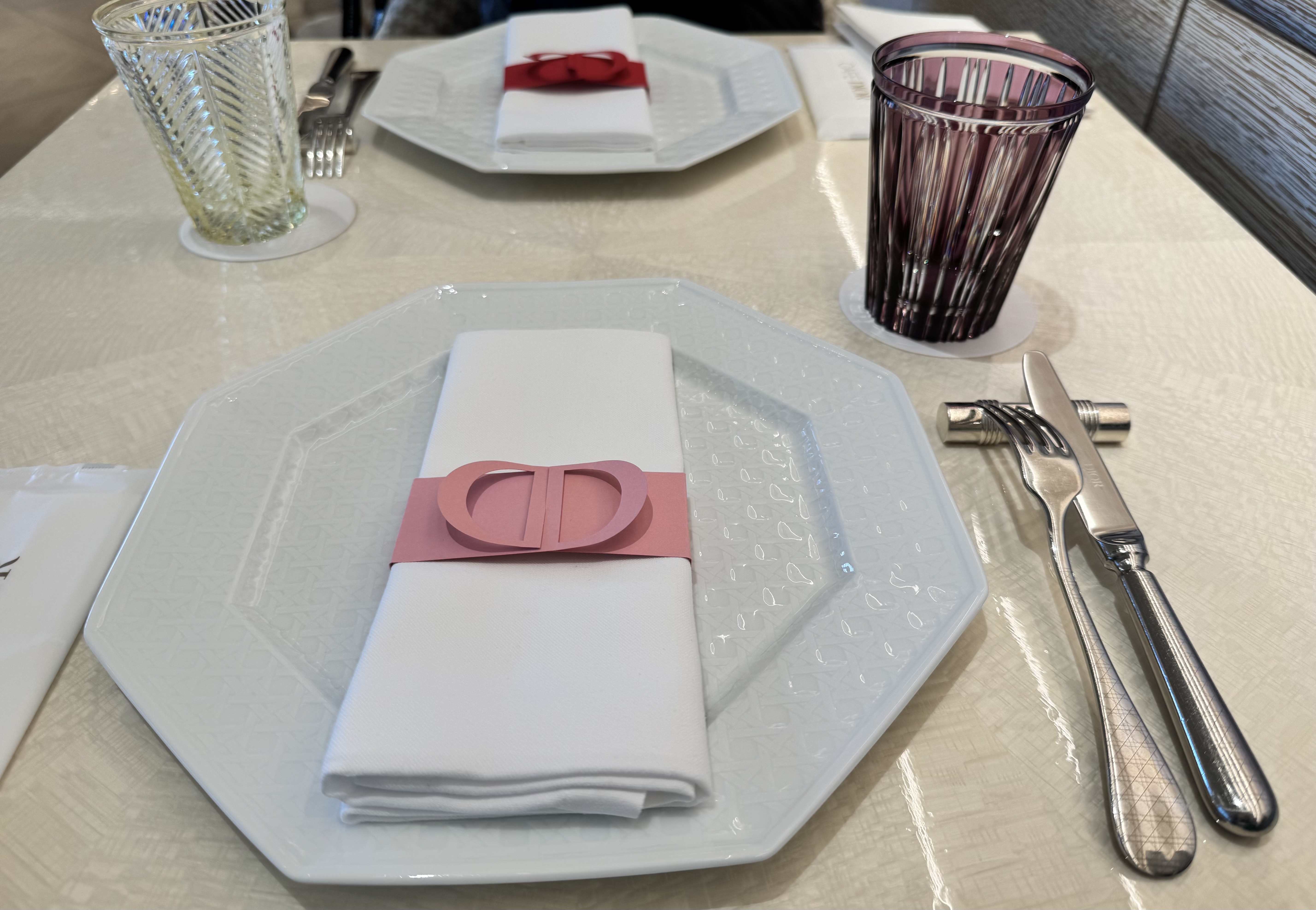 Cafe Dior : 酒とアマモノの日々