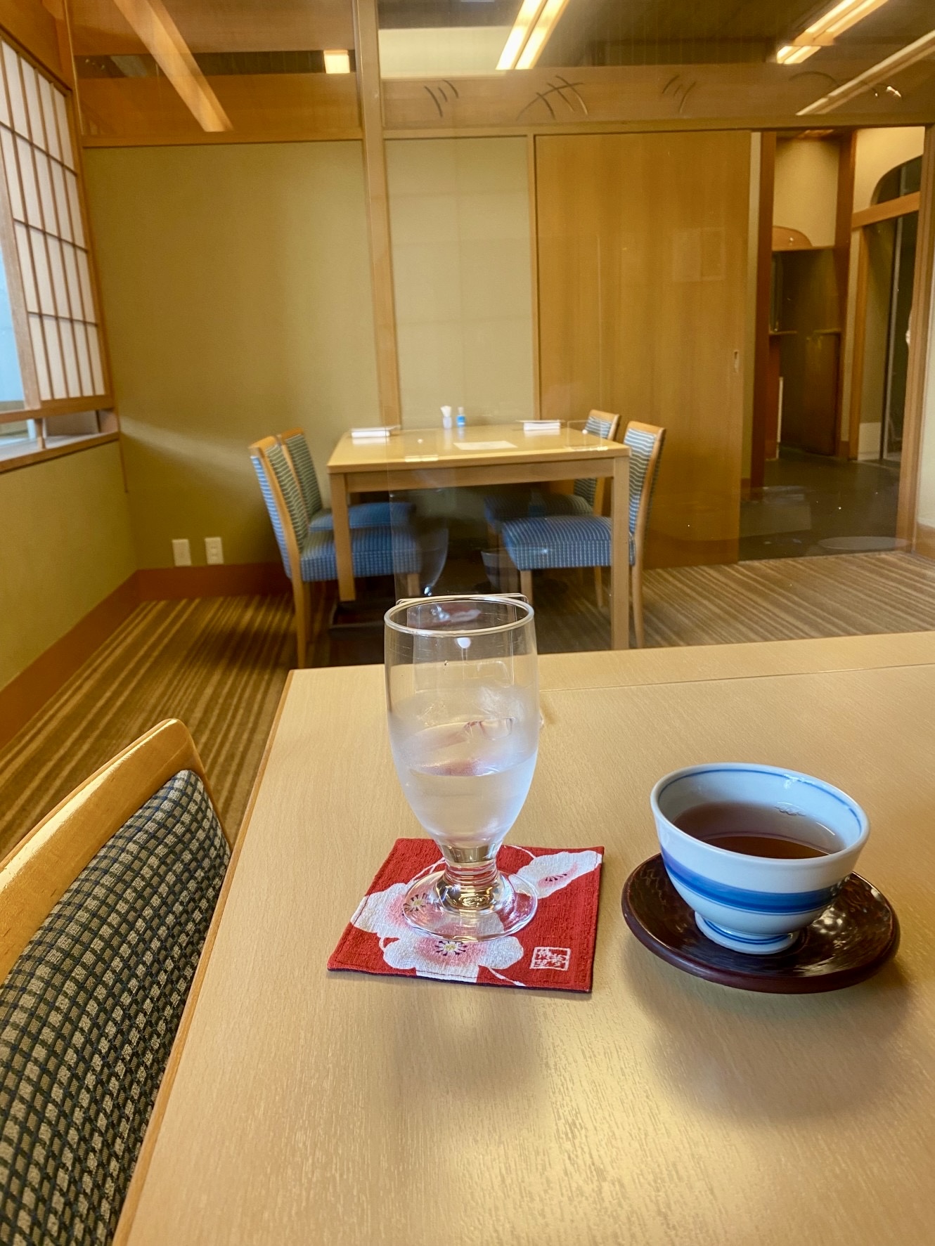 宝ヶ池公園と朝食 : 酒とアマモノの日々