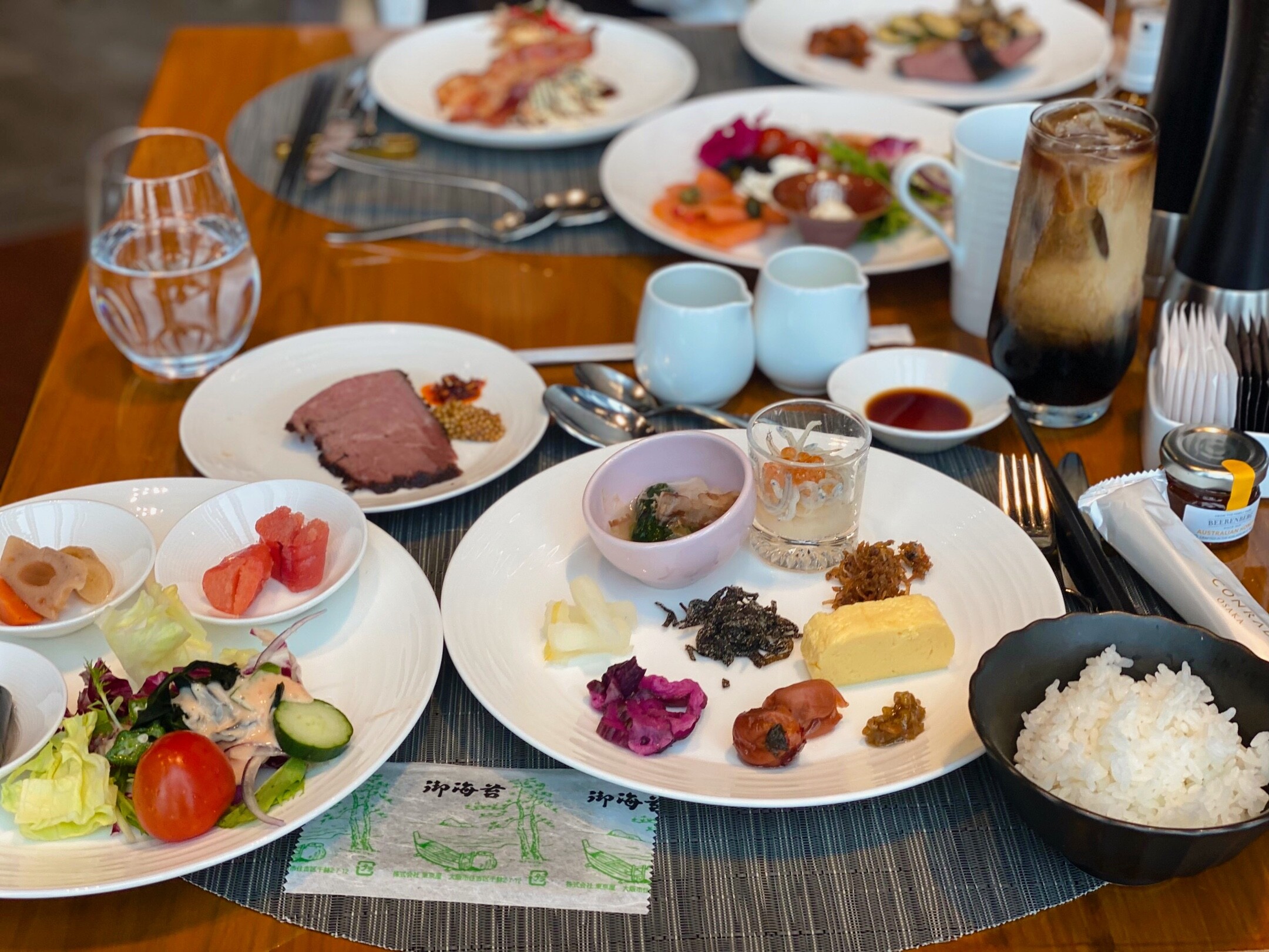 アトモス・ダイニングで朝食 : 酒とアマモノの日々