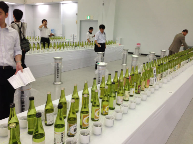 試飲会の様子