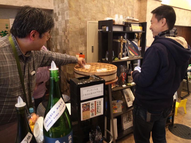 正月のお酒が見つかる祭2015初日R0050758
