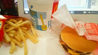 裏ダブルチーズバーガー