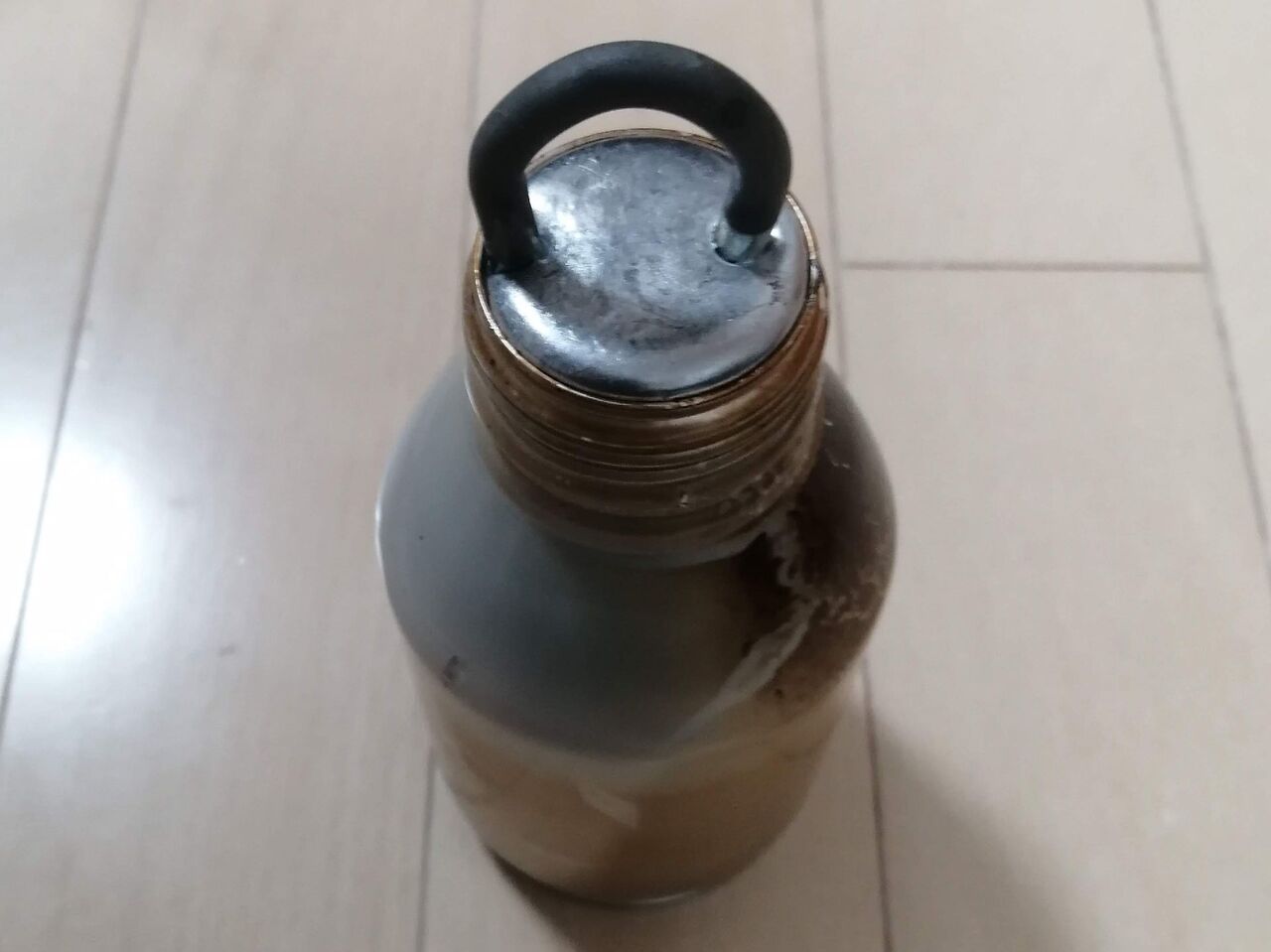 ほぼ完成 三脚の重り 釣 るズ