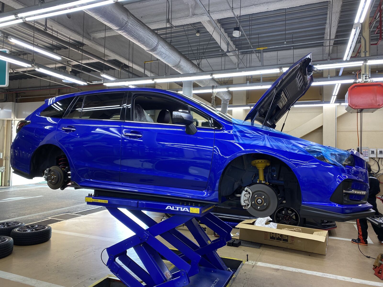 レヴォーグにプローバブレーキｋｉｔ取り付け Super Autobacs Sunshine Kobe Tuning Blog