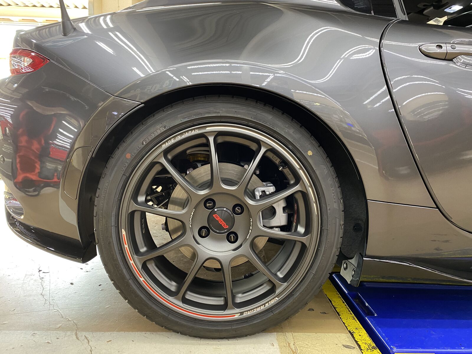 NDロードスターRFに車高調&マフラー&ホイル取り付け : Super NDロードスターRFに車高調&マフラー&ホイル取り付け : Super