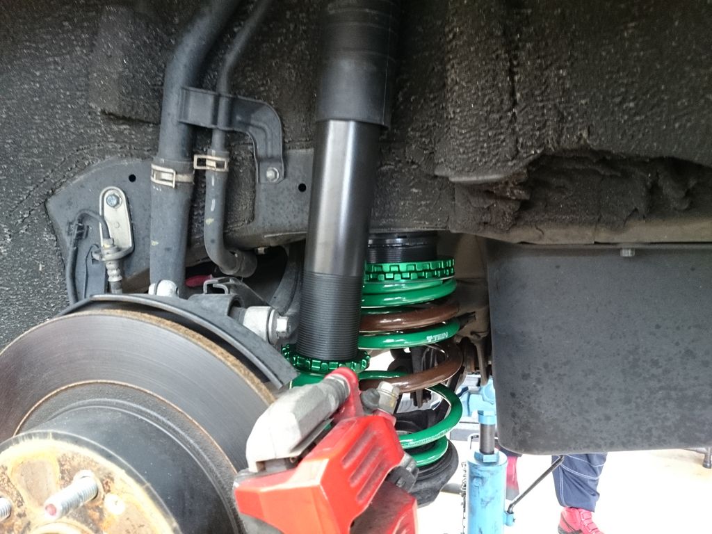 Fd2シビックtype Rに車高調の取り付け Super Autobacs Sunshine Kobe Tuning Blog