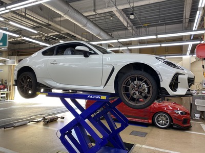 使用僅か 美品 ＨＫＳ 車高調 brz zn6 zd8 zn8 HKS HKS車高調 HIPERMAX S(ハイパーマックス エス) トヨタ 86(ZN6