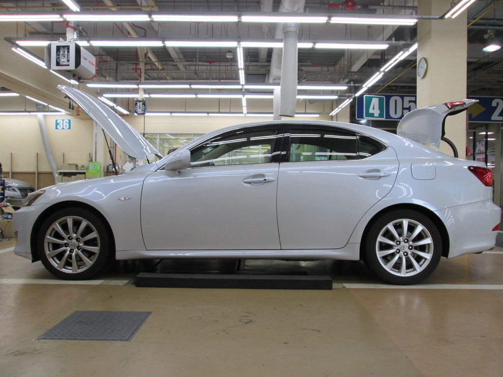 レクサスis２５０に Tom Sのadvox Sport 車高調の取付け Super Autobacs Sunshine Kobe Tuning Blog