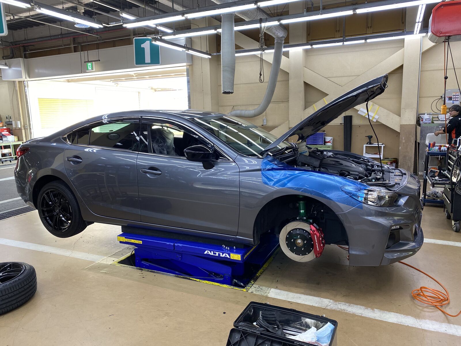 アテンザ(GJ)にナイトスポーツブレーキキット取り付け : Super アテンザ(GJ)にナイトスポーツブレーキキット取り付け : Super