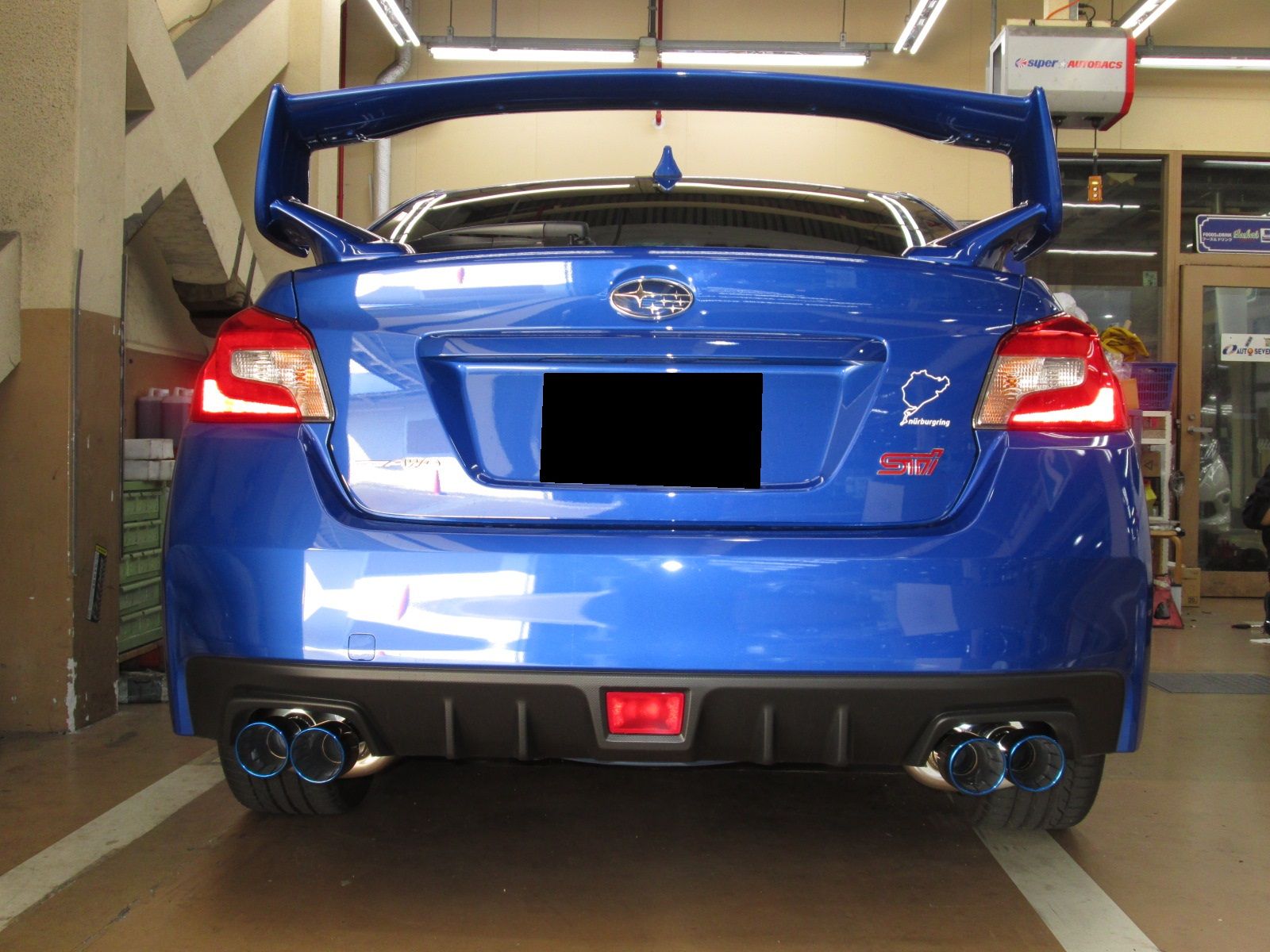 WRX STI VABのマフラー交換 : Super Autobacs sunshine KOBE WRX STI VABのマフラー交換 : Super Autobacs sunshine KOBE