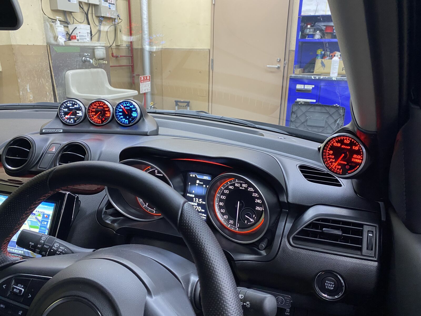 スイフトスポーツ(ZC33S)にメーター取り付け : Super Autobacs