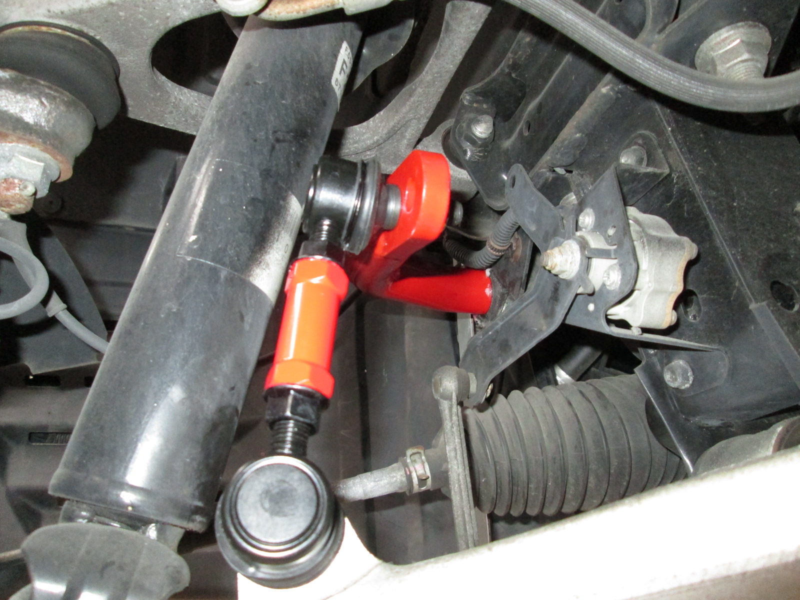 RX-8にフロントタワーバーと前後スタビライザーの取り付け : Super