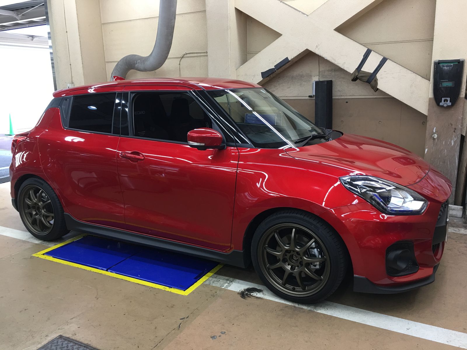 スイフトスポーツ Zc33s にrecaro Super Autobacs Sunshine Kobe Tuning Blog スイフトスポーツ Zc33s にrecaro Super Autobacs Sunshine Kobe Tuning Blog