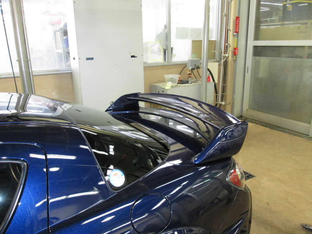 RX-8に Rマジック フルエアロ取り付け : Super Autobacs RX-8に Rマジック フルエアロ取り付け : Super Autobacs