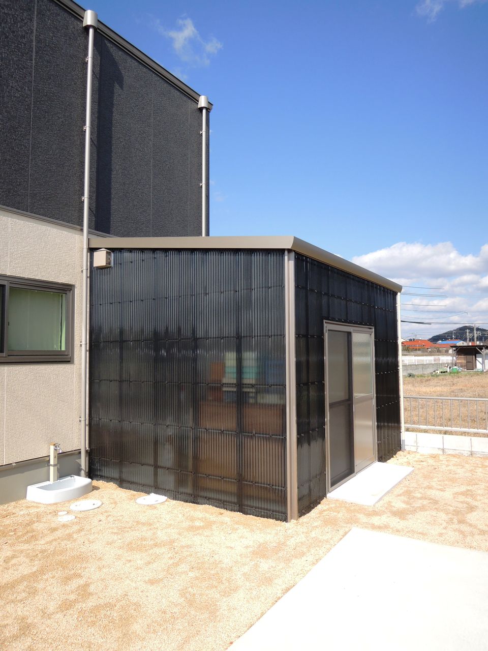 差し掛け倉庫の完成 エクステリアプランナーのブログ 写真集 Sakoyamaexterior