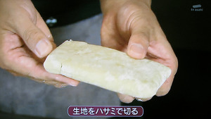 a02