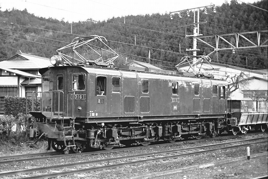 最新作の 旧型電気機関車 ED16（1） : 線路は続くよどこまでも 鉄道模型