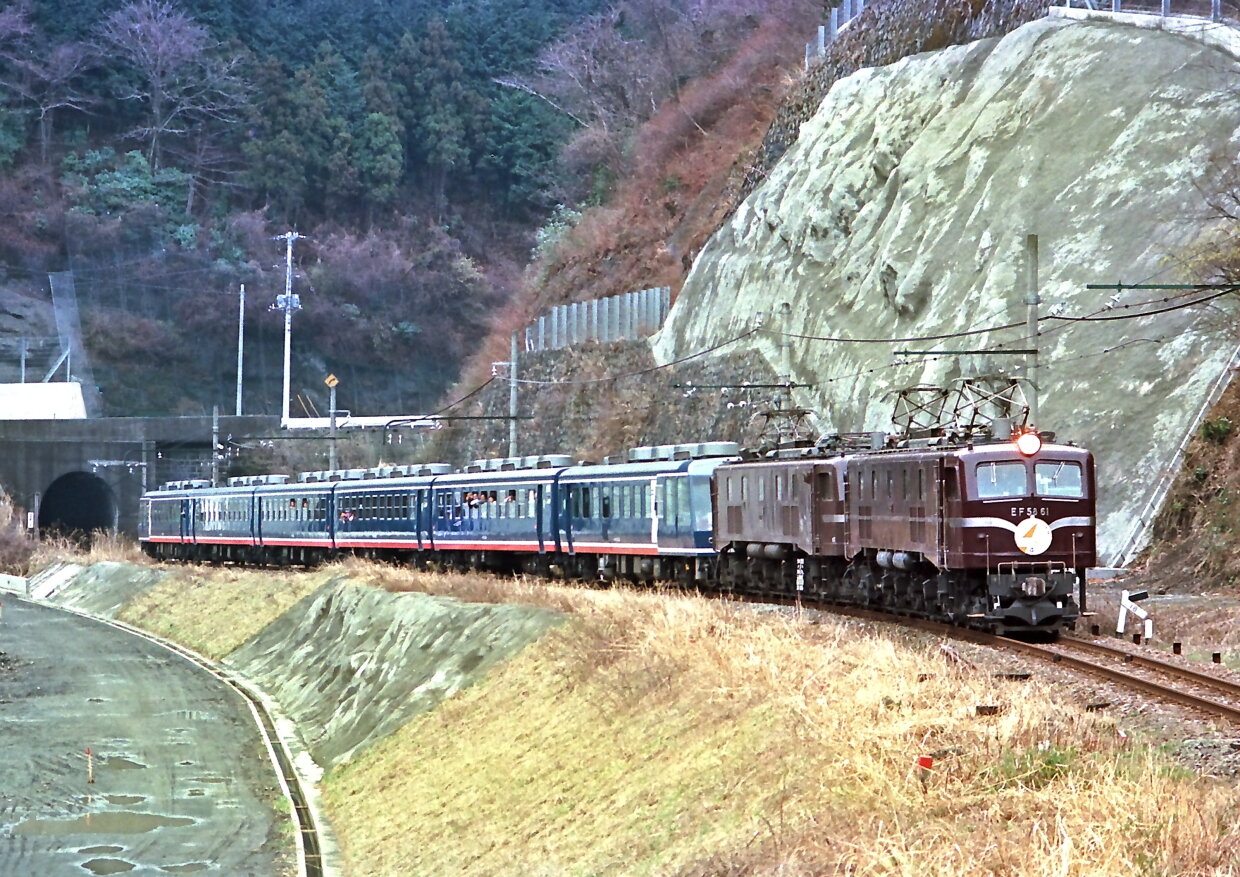 お座敷客車『江戸』の誕生 : 線路は続くよどこまでも