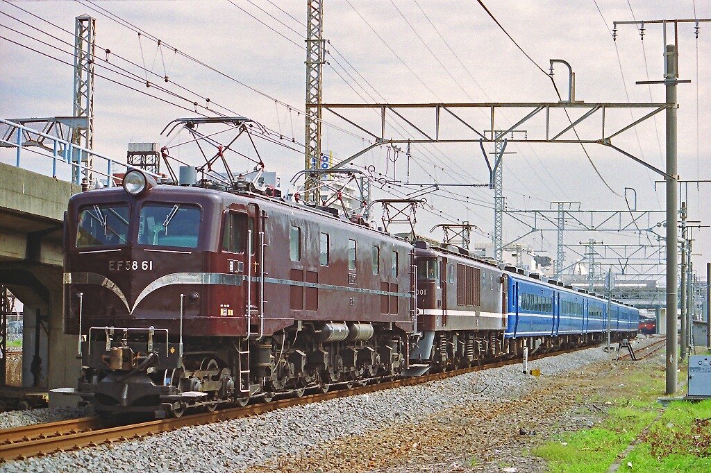 お召専用機関車 EF5861 の回想（8） : 線路は続くよどこまでも