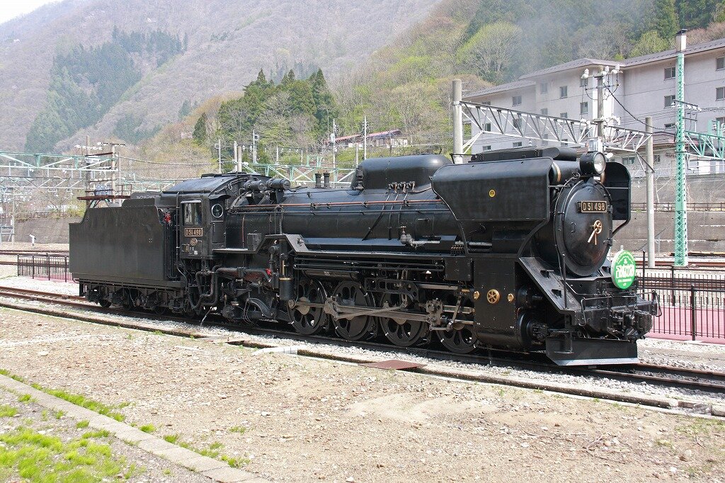 蒸気機関車　ナンバープレート D51833 後藤工場式除煙板装備機　門デフ 秩父鉄道