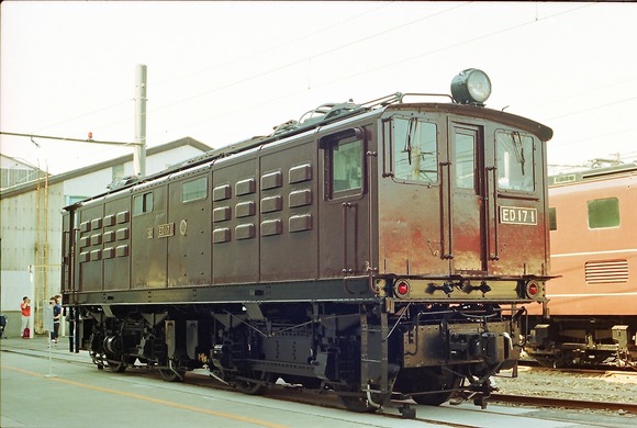 旧型電気機関車 ED17 ED18 : 線路は続くよどこまでも