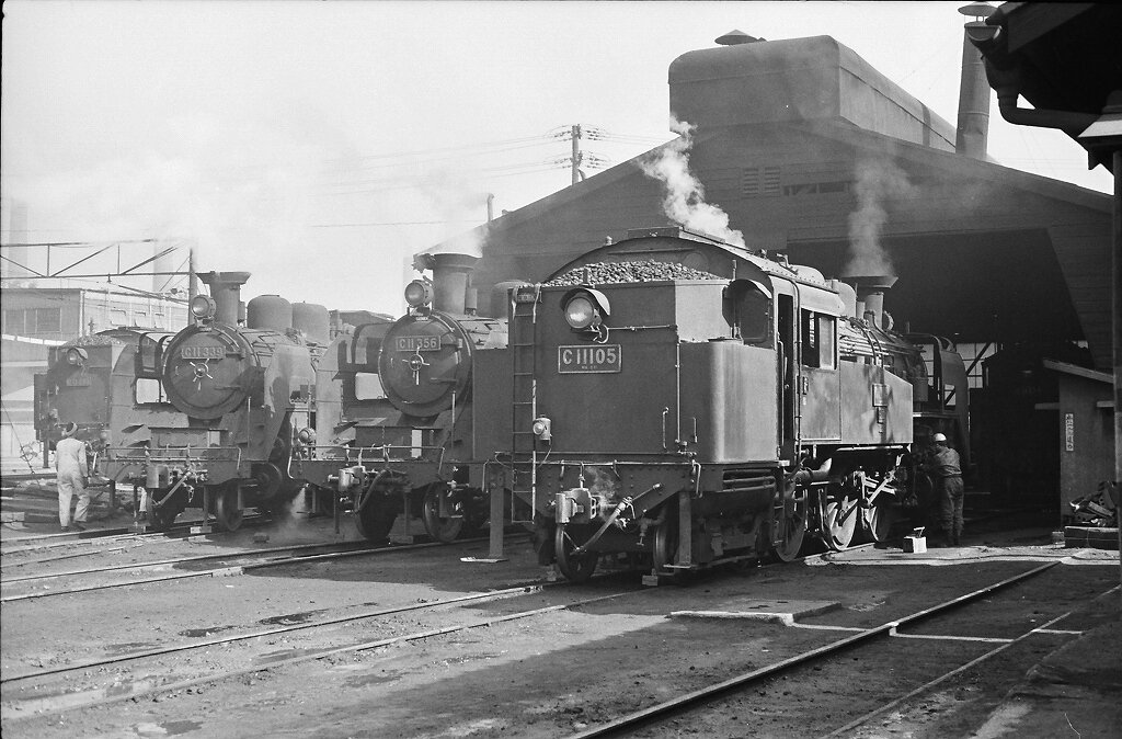 在りし日の浜川崎機関区 : 線路は続くよどこまでも