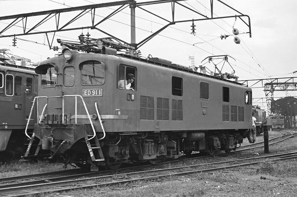 c78a6a78-s.jpg