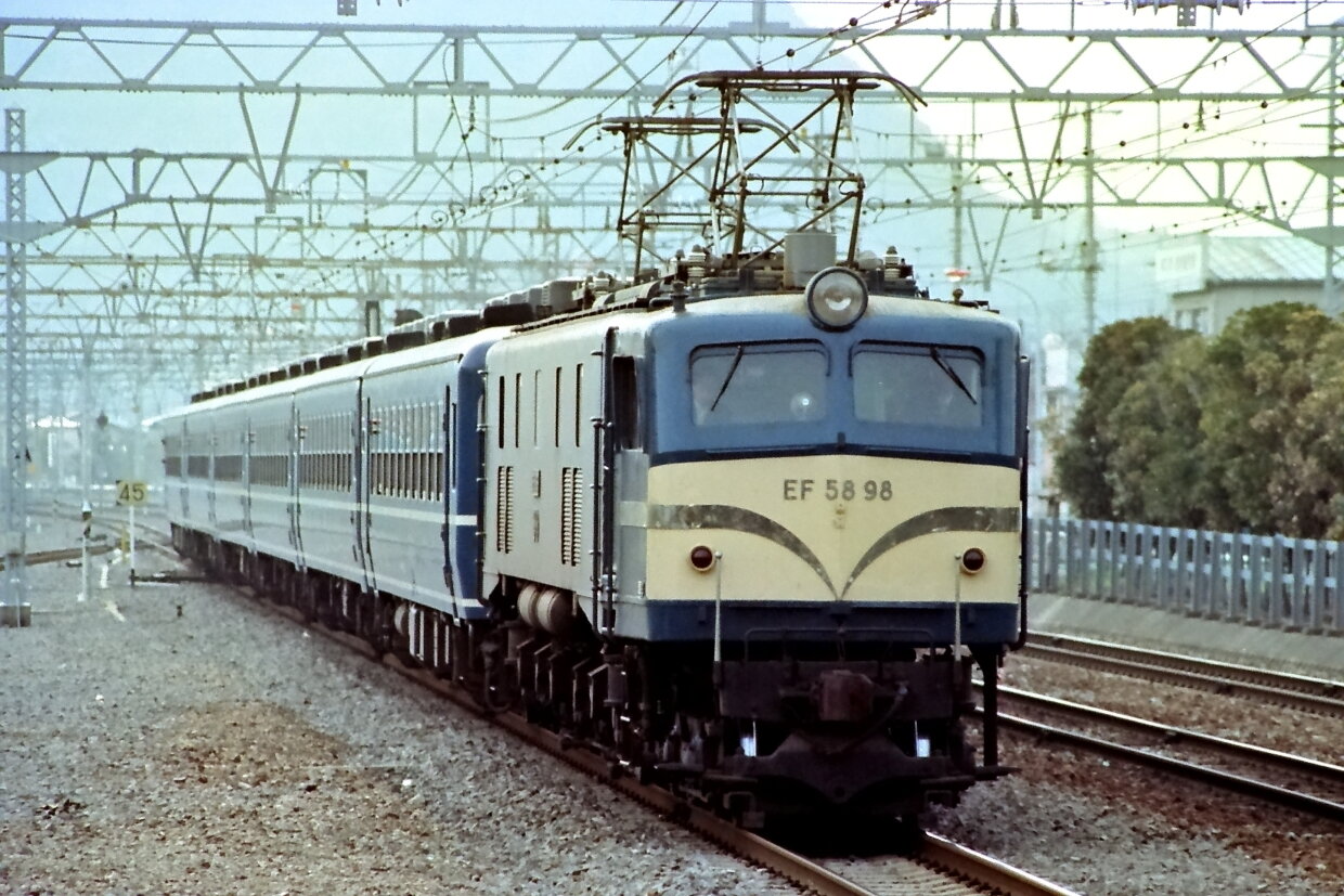 西日本各地のお座敷列車 : 線路は続くよどこまでも