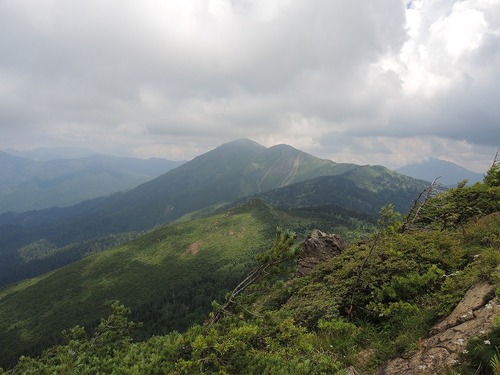 笠ヶ岳より至仏山&燧ケ岳