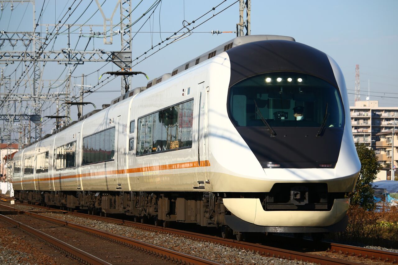 近鉄特急　銘板　レア 近鉄名古屋で見た赤幕サニーカーの名伊乙特急 | Yoshi＠LC5820の