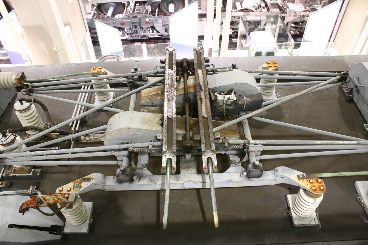 資料 ｸﾓﾔ443形 屋根上機器類 : たかしまのーと -0冊目-