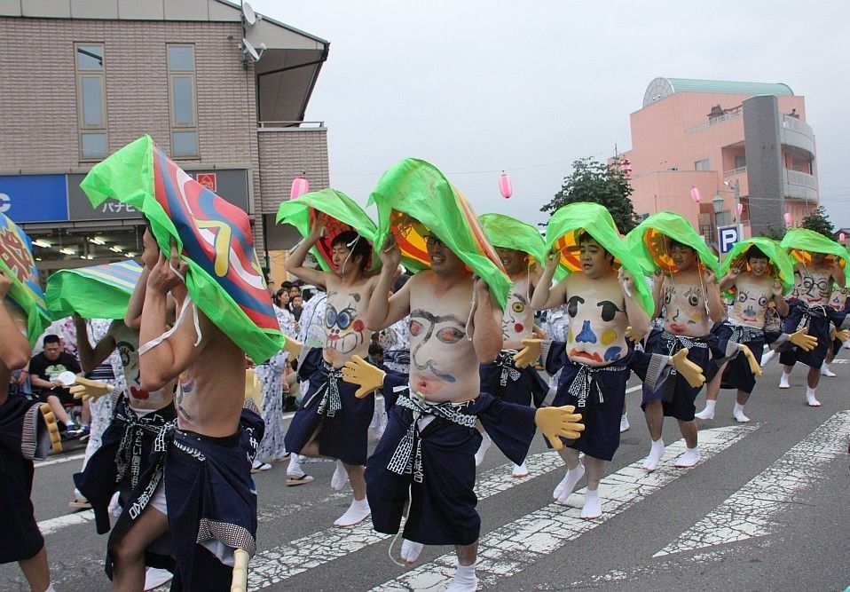 へそ祭り 花みてダンゴ